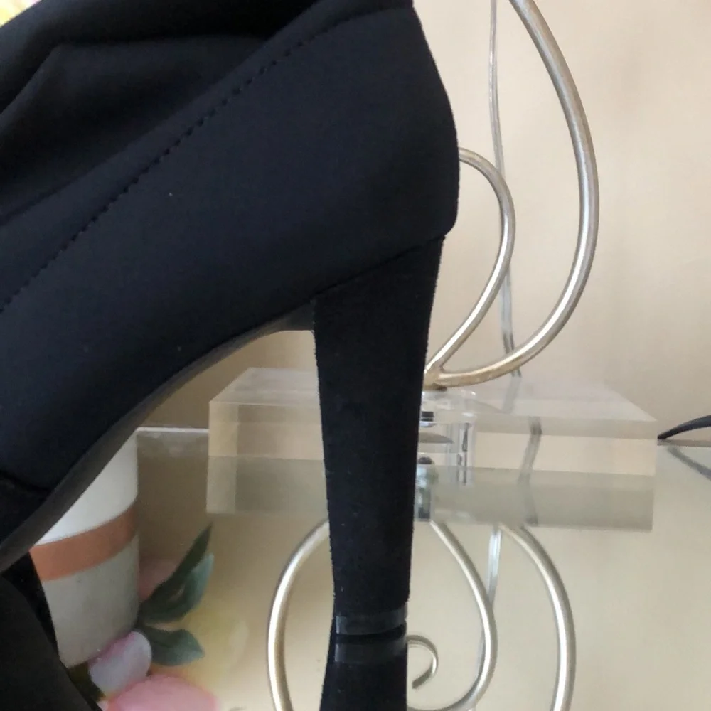 Brand New CHARLES by Charles David Over the knee Boots - Picture 8 of 17